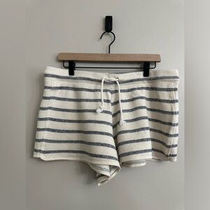 Old Navy cream and navy striped textured tie waist shorts, L